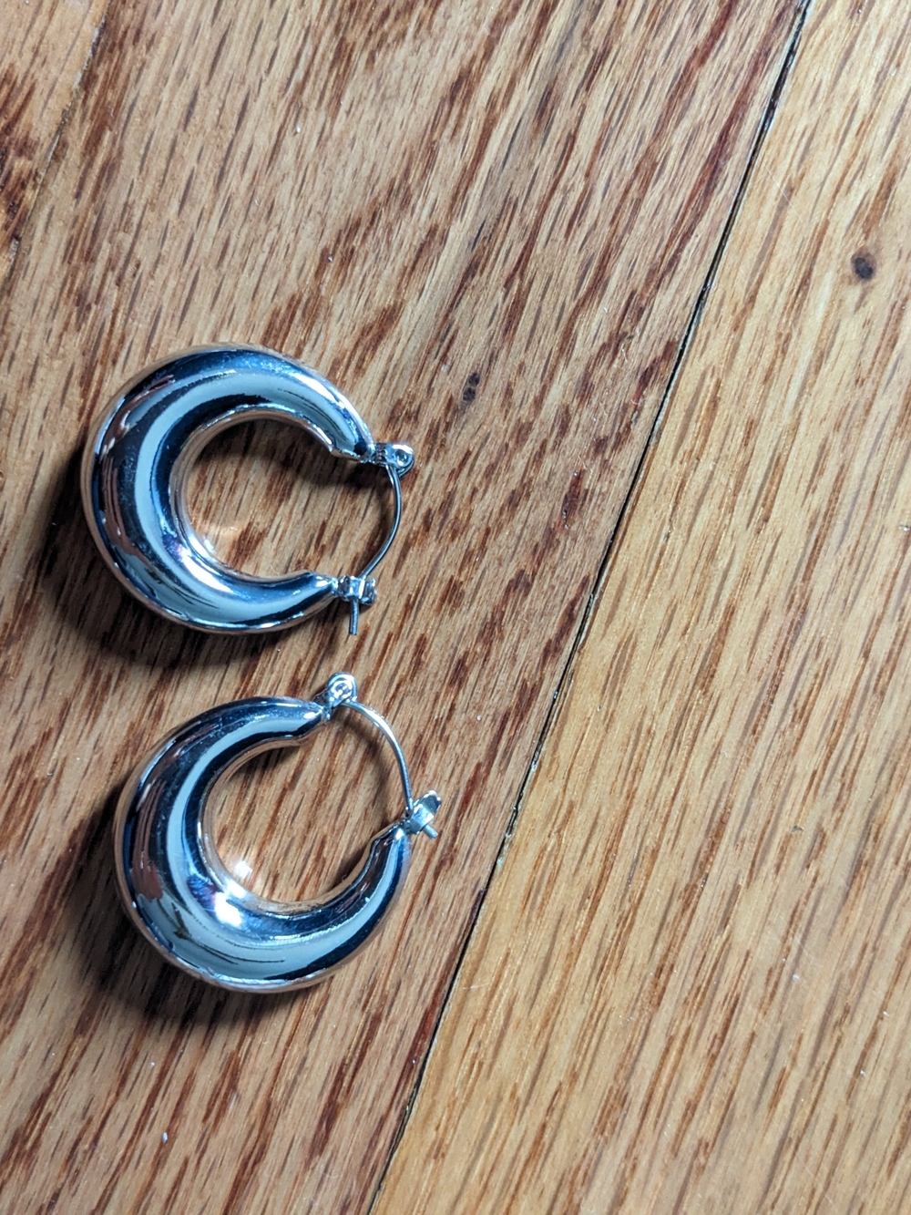 Chunky Silver Hoop Earrings - Shiny Puff Hoop Style